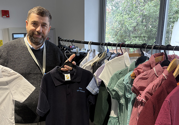 Graham Minshull at uniform swap shop