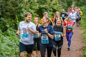 Marriotts Way 10k runners