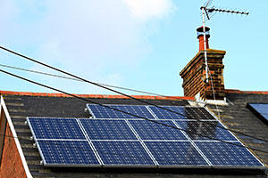 Roof with roof panels